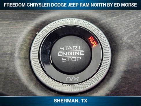 Used 2023 Jeep Grand Cherokee Limited w/ Luxury Tech Group II AWD/4WD image 15