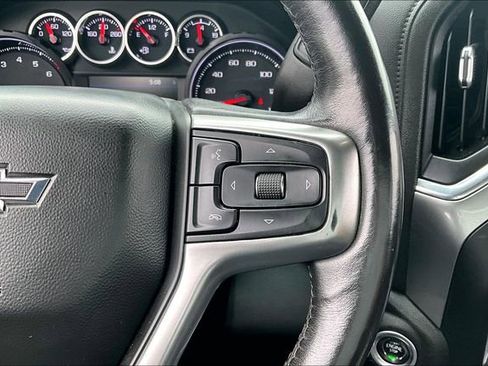 Used 2022 Chevrolet Silverado 1500 LT Trail Boss w/ Convenience Package II AWD/4WD image 13