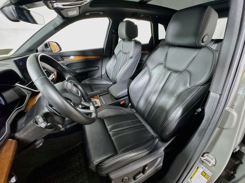 Used 2023 Audi Q5 2.0T Prestige w/ Prestige Package AWD/4WD image 15