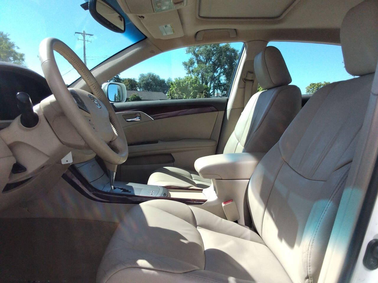 Used 2009 Toyota Avalon XLS FWD image 7