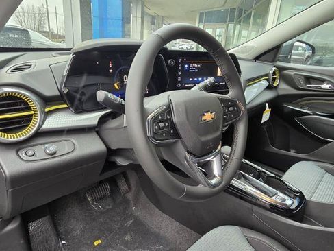 New 2026 Chevrolet Trax LT w/ Driver Confidence Package FWD image 13