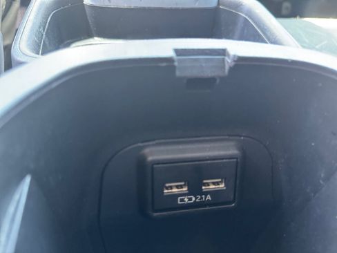 Used 2021 Toyota RAV4 XLE FWD image 24