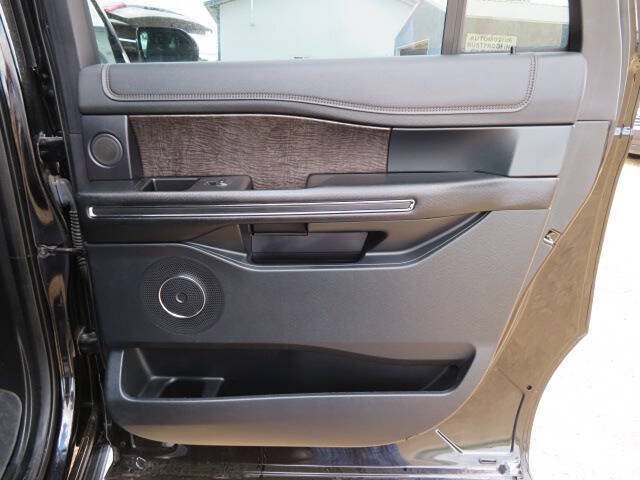 Used 2021 Ford Expedition Max Limited AWD/4WD image 15