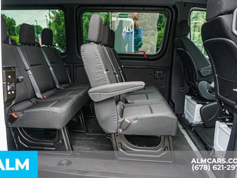Used 2025 Mercedes-Benz Sprinter 2500 image 29
