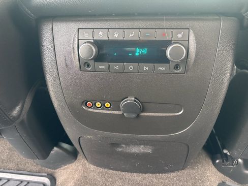 Used 2010 Chevrolet Tahoe LT w/ Luxury Package image 29