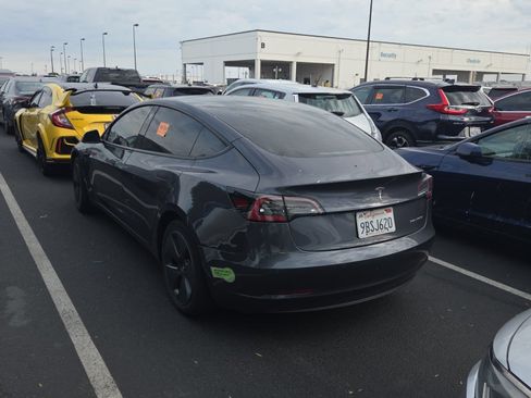 Used 2022 Tesla Model 3 Long Range AWD/4WD image 3