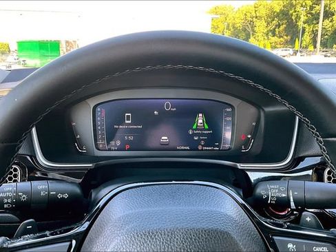 Used 2023 Honda Civic Touring image 13