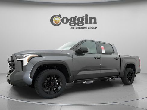 New 2026 Toyota Tundra SR5 AWD/4WD image 4