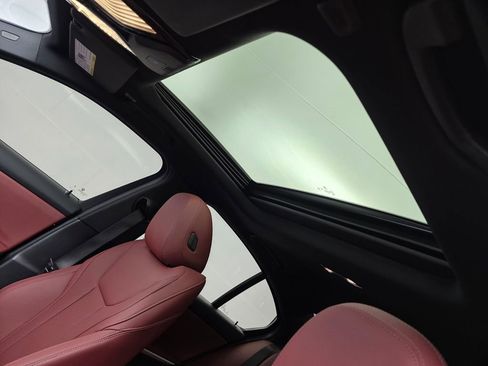 Used 2024 BMW 330i xDrive Sedan w/ M Sport Package image 12