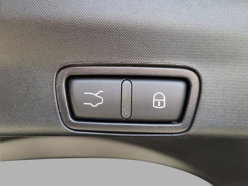 New 2025 Alfa Romeo Stelvio Sprint image 25