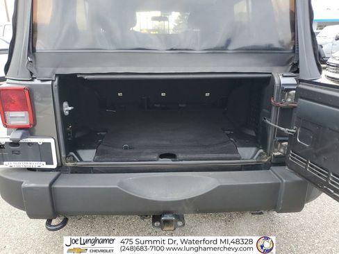 Used 2018 Jeep Wrangler Unlimited Sport image 24