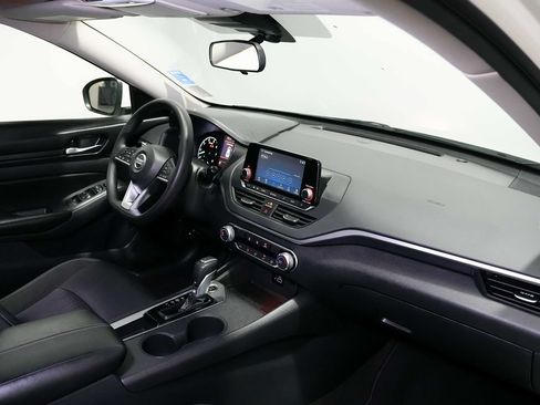 Used 2022 Nissan Altima 2.5 S FWD image 23