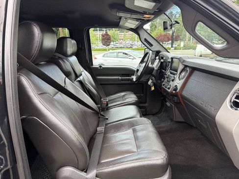 Used 2015 Ford F350 Lariat w/ Camper Package AWD/4WD image 16
