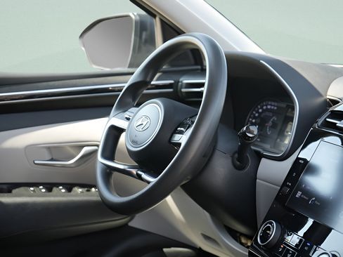 Certified 2022 Hyundai Tucson SEL FWD image 12