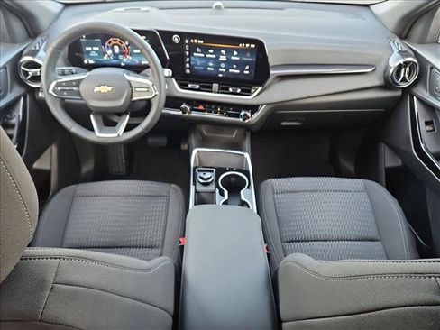 New 2026 Chevrolet Equinox LT w/ Safety and Technology Package image 15