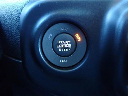 Used 2023 Jeep Gladiator Overland w/ Trailer Tow Package image 20