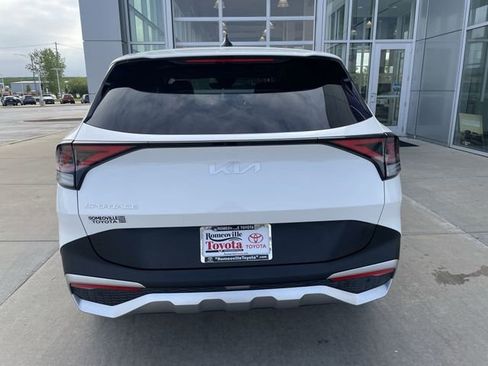 Used 2025 Kia Sportage LX FWD image 32