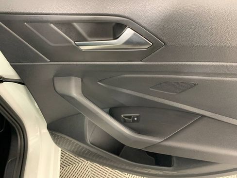 Used 2023 Volkswagen Jetta SE w/ Panoramic Sunroof Package FWD image 34