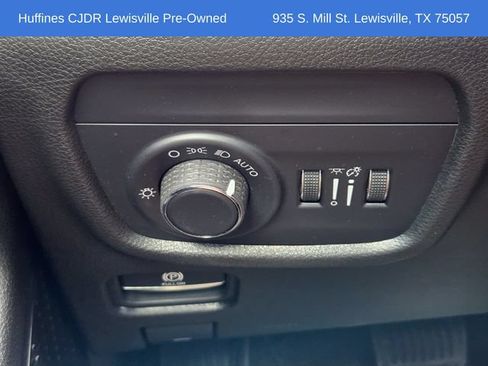 Used 2023 Jeep Grand Cherokee L Laredo RWD image 28