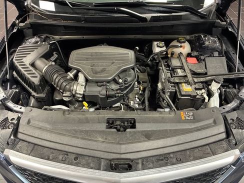 Certified 2025 Cadillac XT6 Premium Luxury AWD/4WD image 23