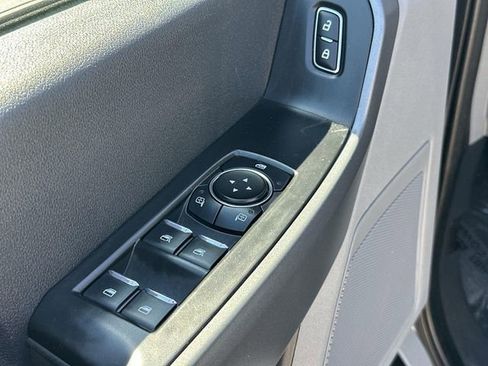 Used 2024 Ford F250 XLT AWD/4WD image 19
