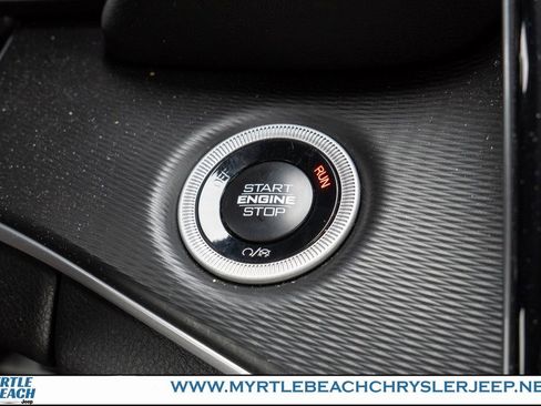 Certified 2024 Jeep Grand Cherokee L Altitude image 29