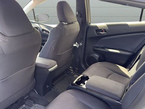 Used 2018 Toyota Prius Prime Plus FWD image 22