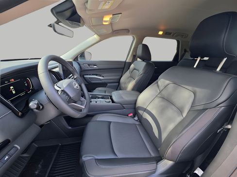 New 2026 Nissan Pathfinder SL AWD/4WD image 19