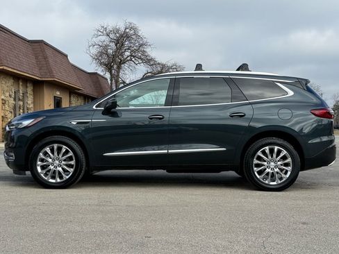 Used 2019 Buick Enclave Premium w/ Experience Buick Package AWD/4WD image 3