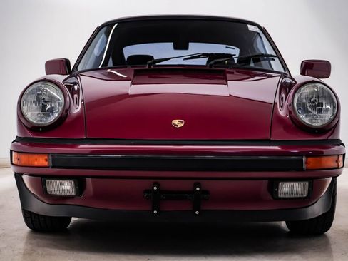 Used 1989 Porsche 911 Carrera RWD image 11