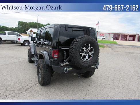Used 2016 Jeep Wrangler Unlimited Rubicon AWD/4WD image 11