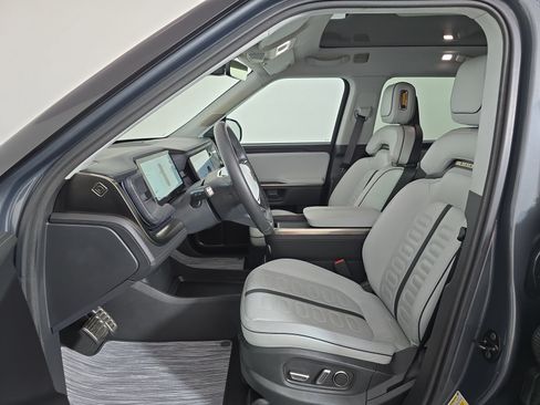 Used 2024 Rivian R1S Launch Edition Quad AWD/4WD image 20