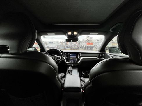 Used 2024 Volvo S60 B5 Plus image 15