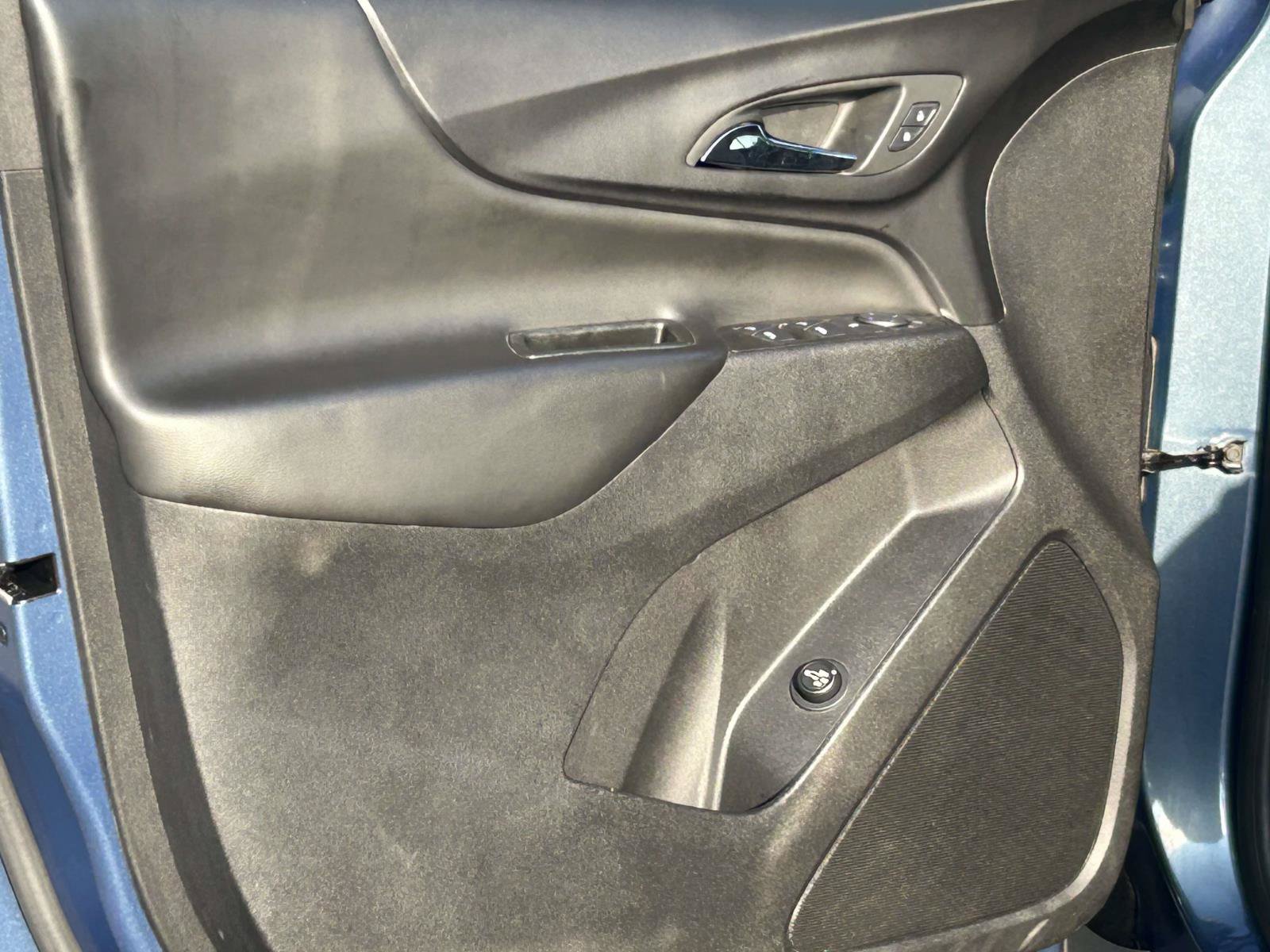 Used 2024 Chevrolet Equinox LT AWD/4WD image 15