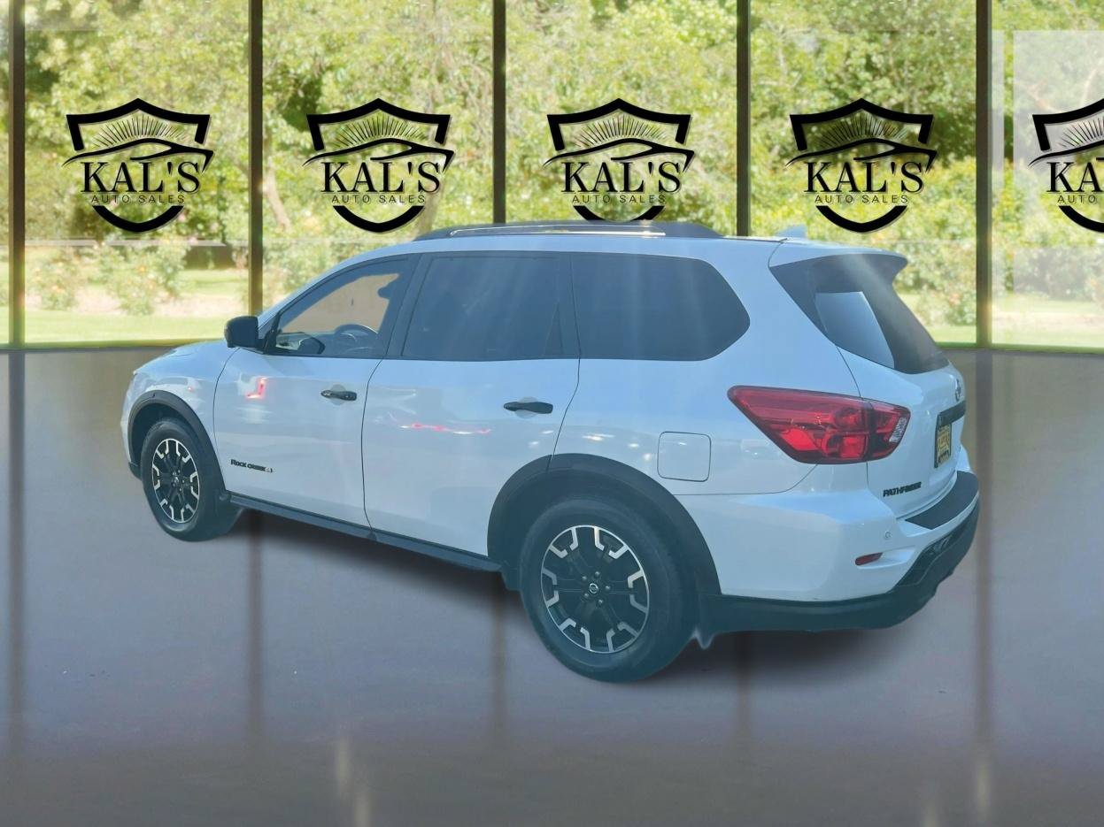 Used 2020 Nissan Pathfinder SL AWD/4WD image 7