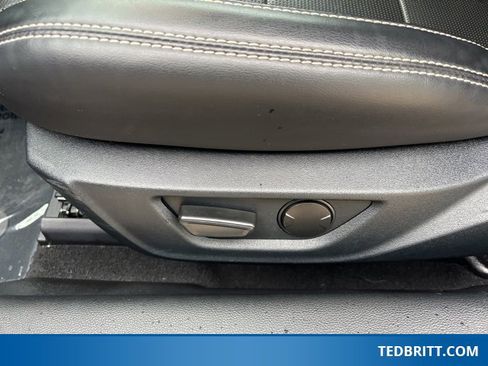 Used 2021 Ford Mustang Shelby GT500 w/ Technology Package image 36