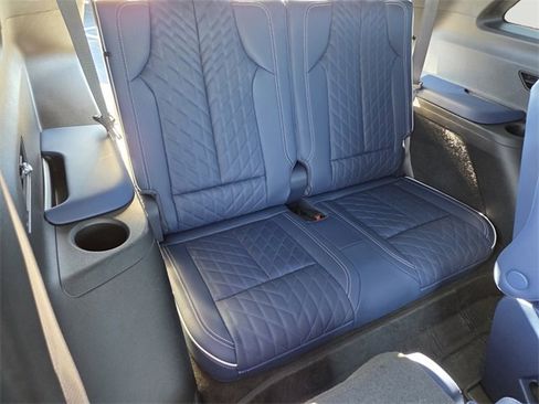 New 2026 Cadillac Vistiq Premium Luxury w/ LPO, Floor Liner Package image 16