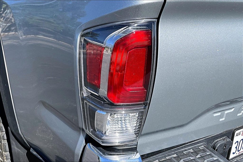 Used 2023 Toyota Tacoma TRD Off-Road AWD/4WD image 34