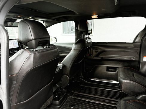 Used 2024 Toyota Sienna XSE w/ XSE Premium Package FWD image 29