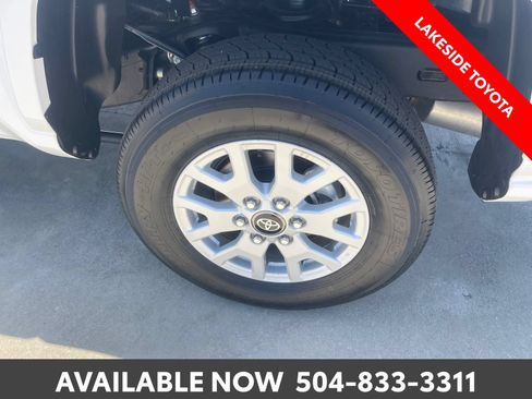 Certified 2026 Toyota Tacoma SR5 AWD/4WD image 14
