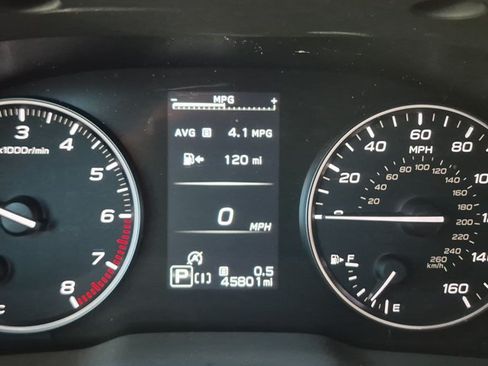 Used 2024 Subaru Crosstrek 2.5i Limited AWD/4WD image 9