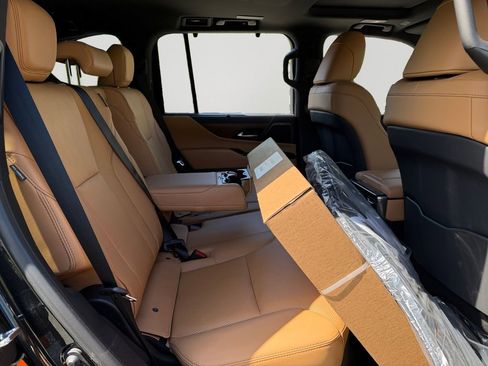 New 2026 Lexus LX 700h Luxury AWD/4WD image 8