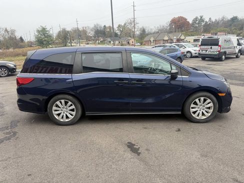 Used 2019 Honda Odyssey LX image 6