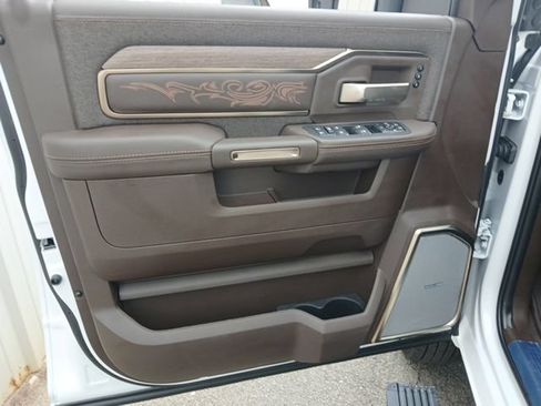 New 2026 RAM 3500 Longhorn AWD/4WD image 58