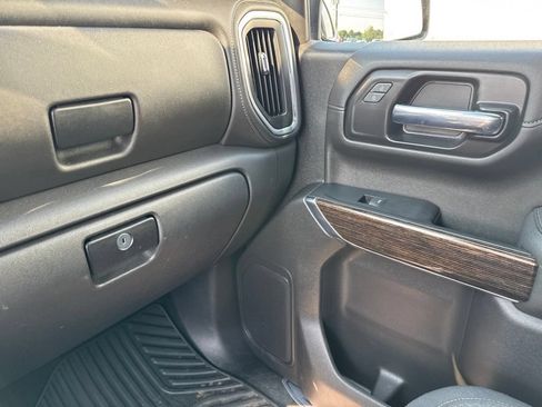Used 2022 GMC Sierra 1500 SLE AWD/4WD image 30