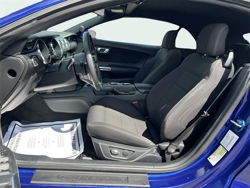 Used 2016 Ford Mustang Convertible w/ Equipment Group 051A image 7