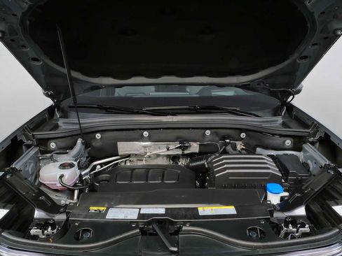 Certified 2024 Volkswagen Atlas Cross Sport SEL R-Line AWD/4WD image 38