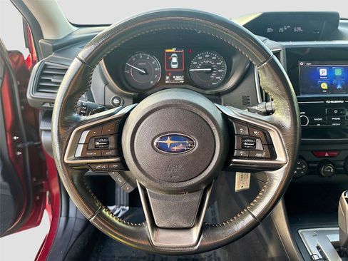 Used 2018 Subaru Crosstrek 2.0i Premium w/ Eyesight System image 12