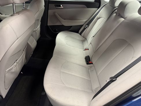Used 2016 Hyundai Sonata SE FWD image 9