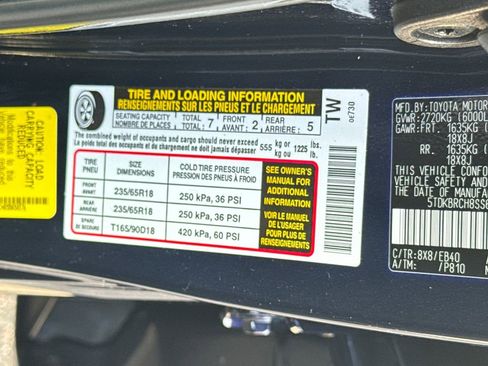 Used 2025 Toyota Highlander XLE AWD/4WD image 62
